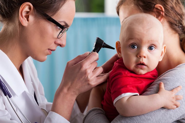 Отит у дітей 1-3 років Отиты у детей 1-3 лет